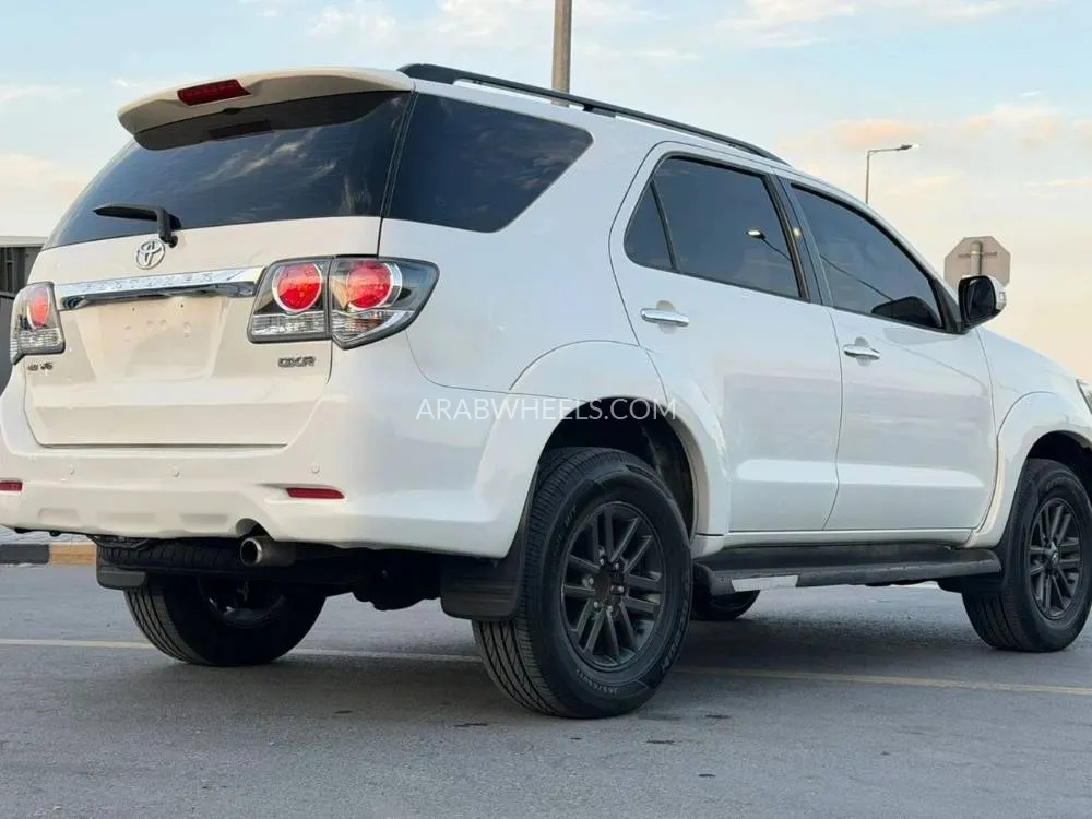 Toyota Fortuner 2015 for Sale in Sharjah Image-6