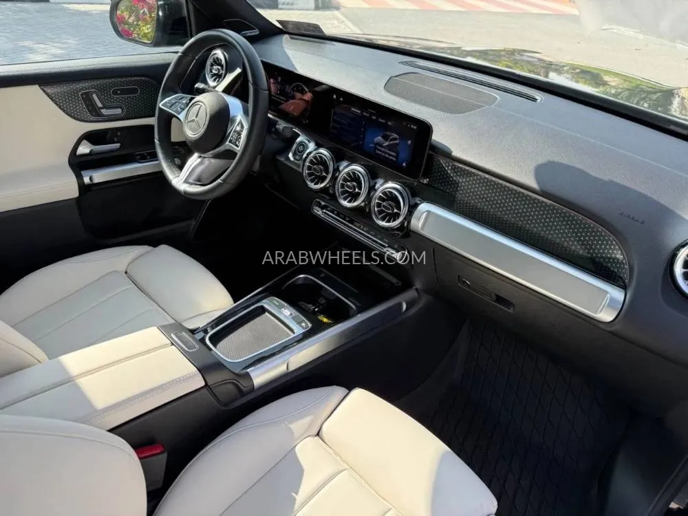 Mercedes Benz GLB 2024 for Sale in Dubai Image-19