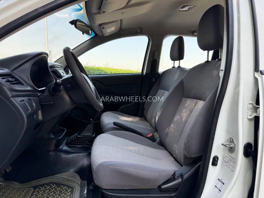 Mitsubishi L200 2021 for Sale in Sharjah Image-10