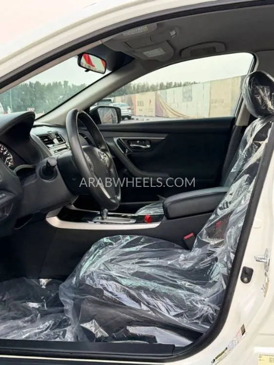 Nissan Altima 2014 for Sale in Sharjah Image-15