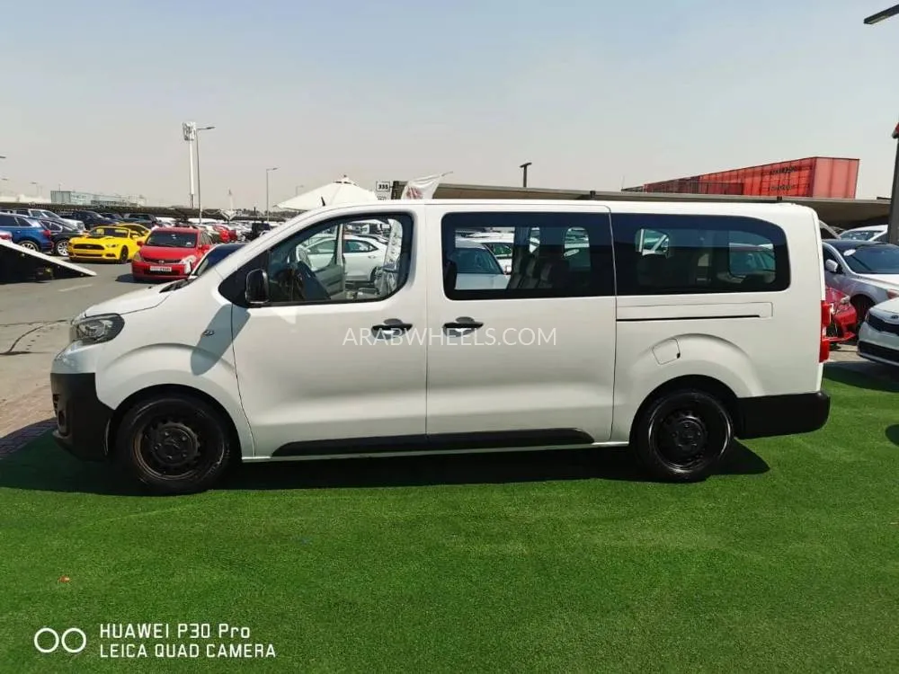 Peugeot Expert 2018 for Sale in Sharjah Image-6