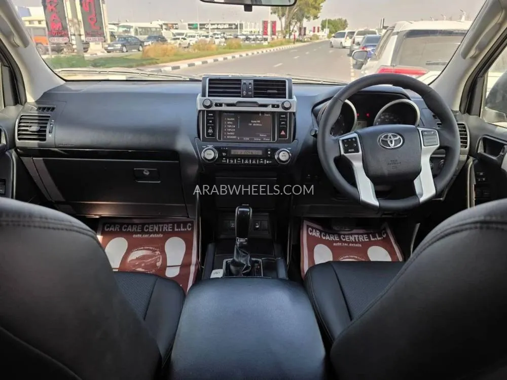 Toyota Land Cruiser Prado 2015 for Sale in Dubai Image-12