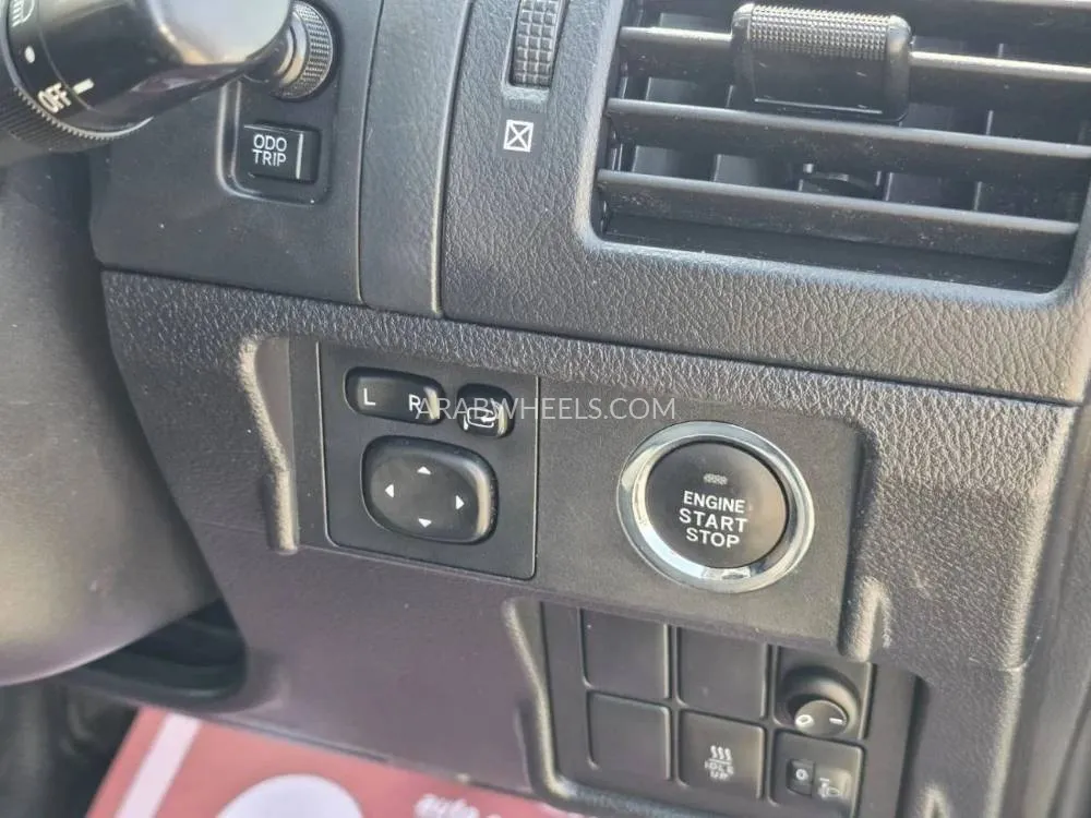 Toyota Land Cruiser Prado 2015 for Sale in Dubai Image-20