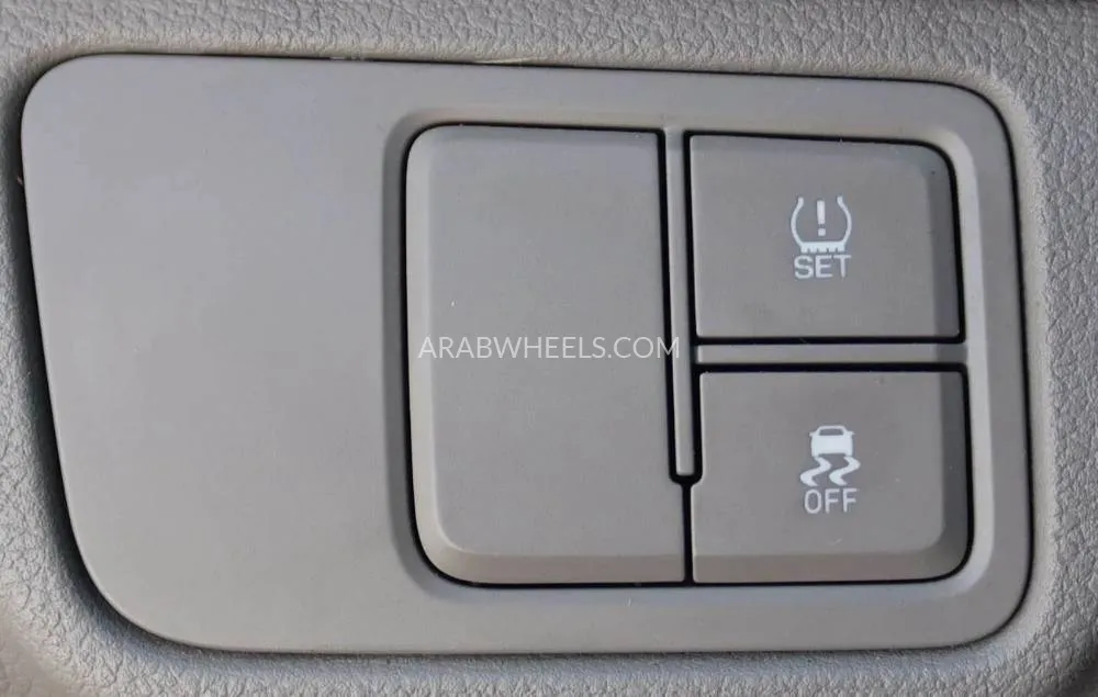 Hyundai Accent 2023 for Sale in Sharjah Image-17