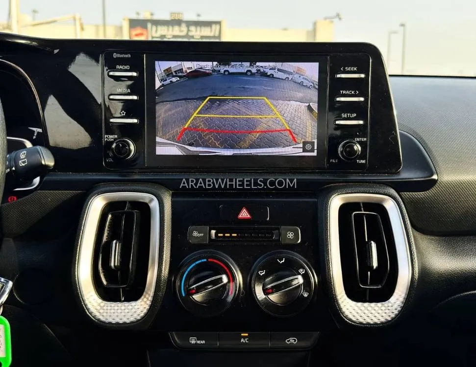 Kia Sonet 2023 for Sale in Sharjah Image-15