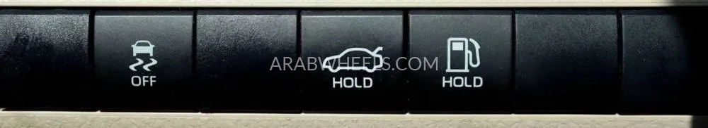 Toyota Camry 2020 for Sale in Sharjah Image-14