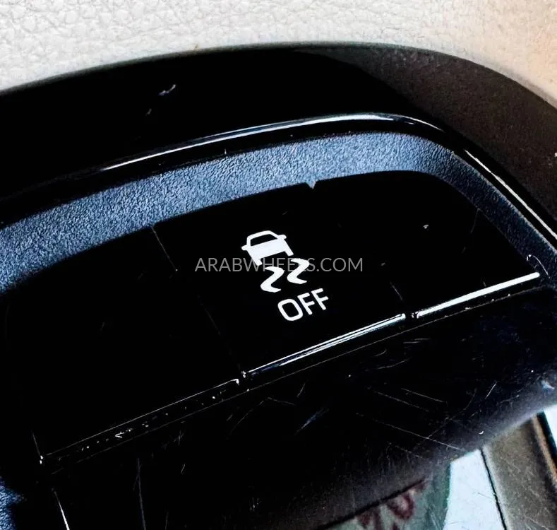 Toyota Corolla 2024 for Sale in Sharjah Image-16