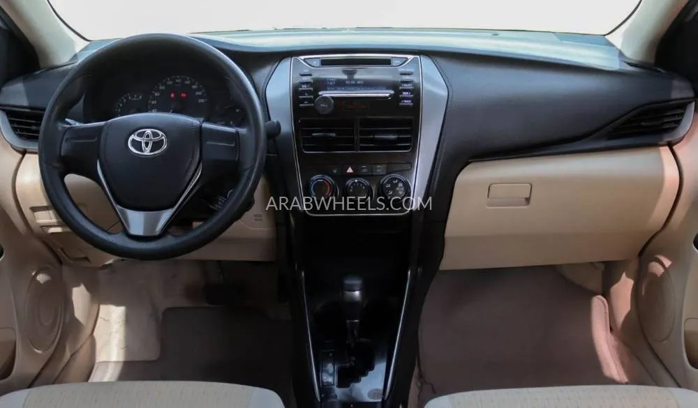 Toyota Yaris 2022 for Sale in Sharjah Image-12