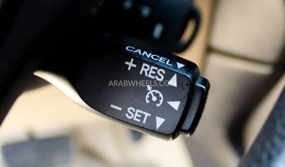 Toyota Yaris 2022 for Sale in Sharjah Image-14