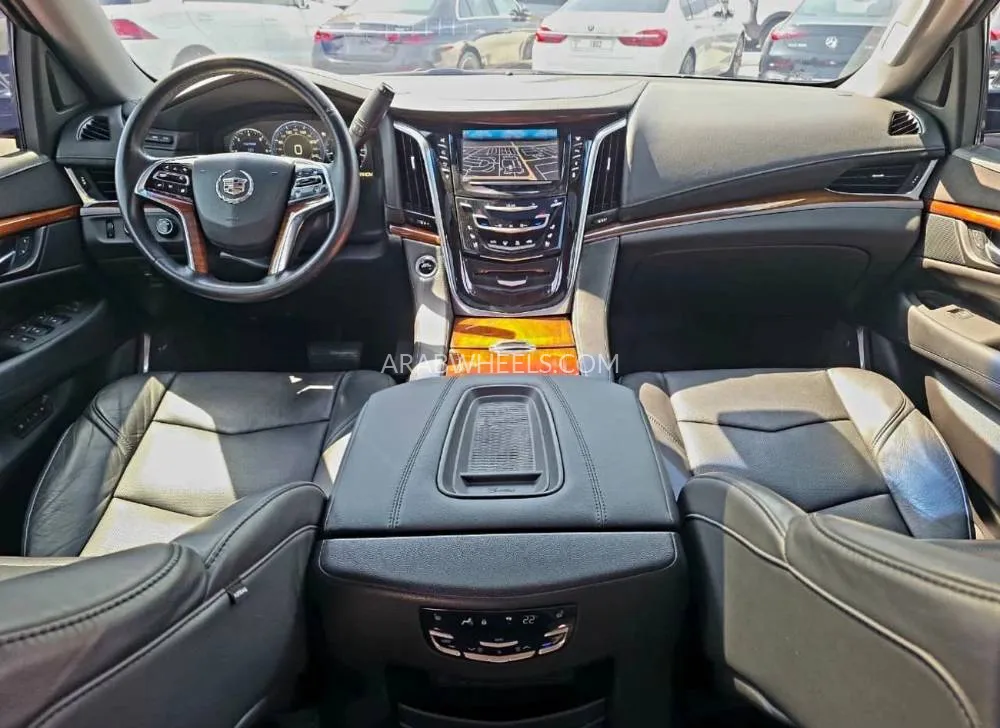 Cadillac Escalade 2015 for Sale in Dubai Image-11