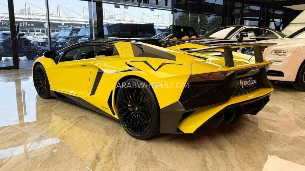 لامبورغيني أفينتادور 2016 for Sale in دبي Image-20