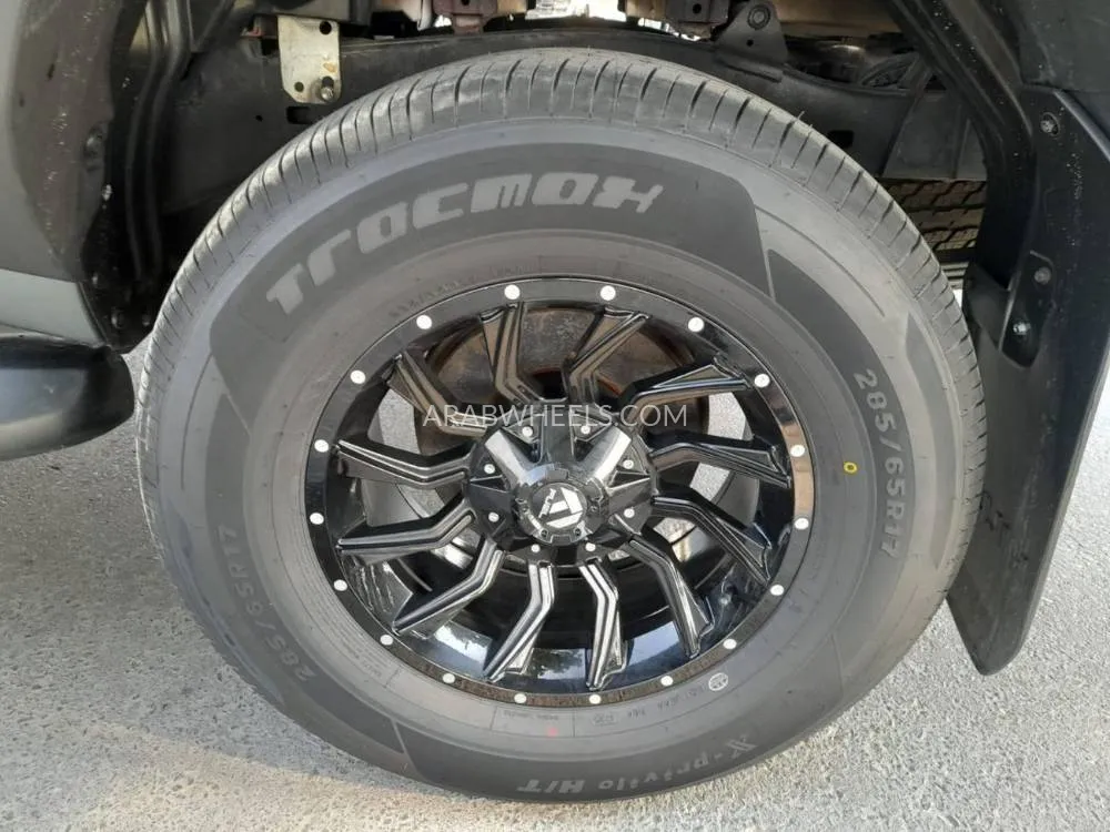 Toyota Hilux 2022 for Sale in Dubai Image-23