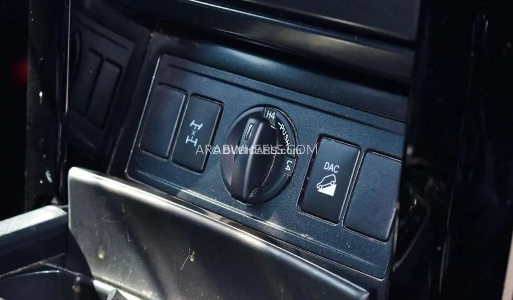 Toyota Land Cruiser Prado 2015 for Sale in Dubai Image-10