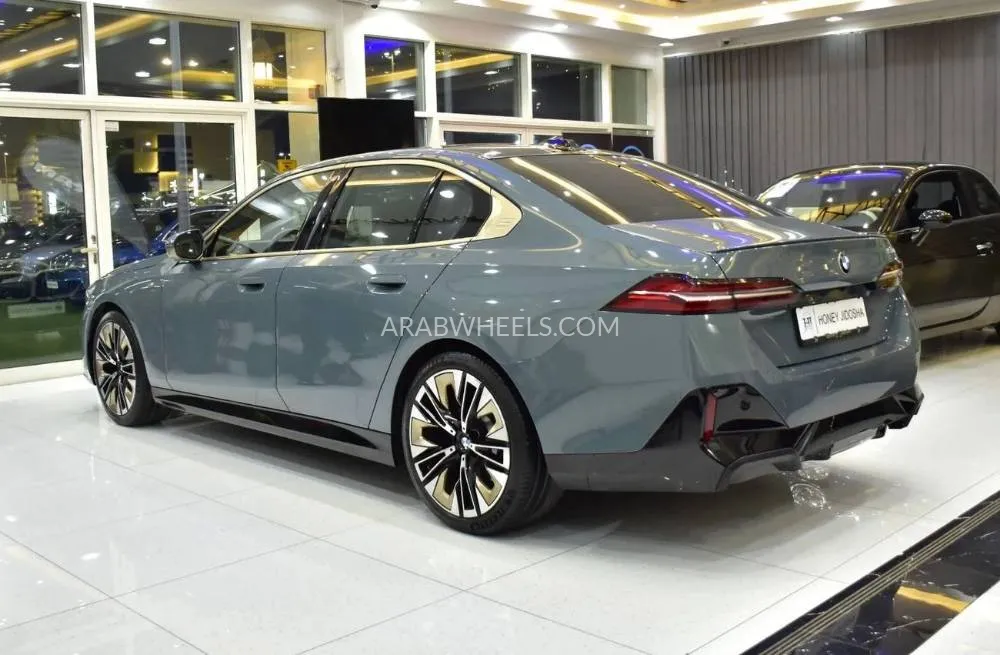 BMW 5 series 2024 for Sale in Dubai Image-7
