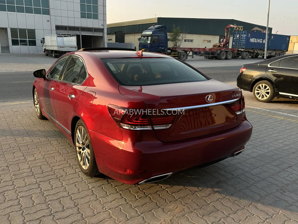 Lexus LS 2015 for Sale in Ajman Image-5