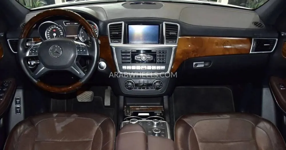 Mercedes Benz GL Class 2013 for Sale in Dubai Image-11