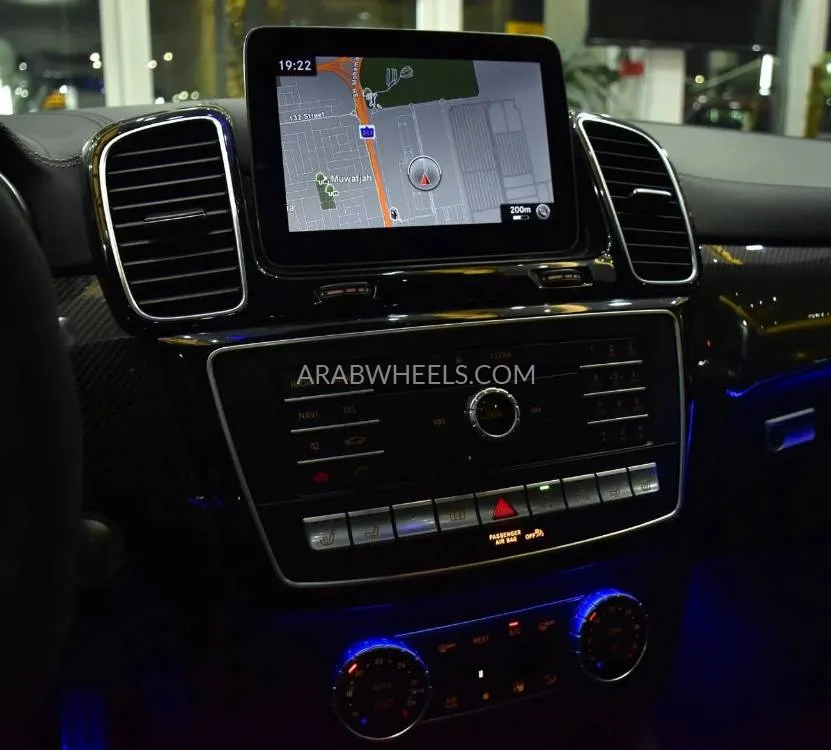 Mercedes Benz GLE Class 2018 for Sale in Dubai Image-14