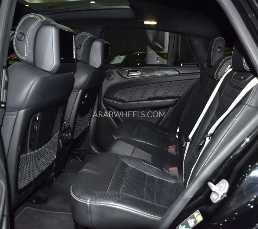 Mercedes Benz GLE Class 2018 for Sale in Dubai Image-18