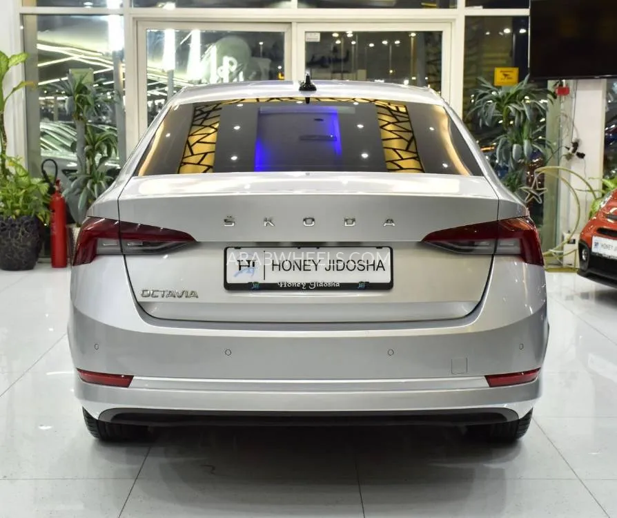 Skoda Octavia 2021 for Sale in Dubai Image-5