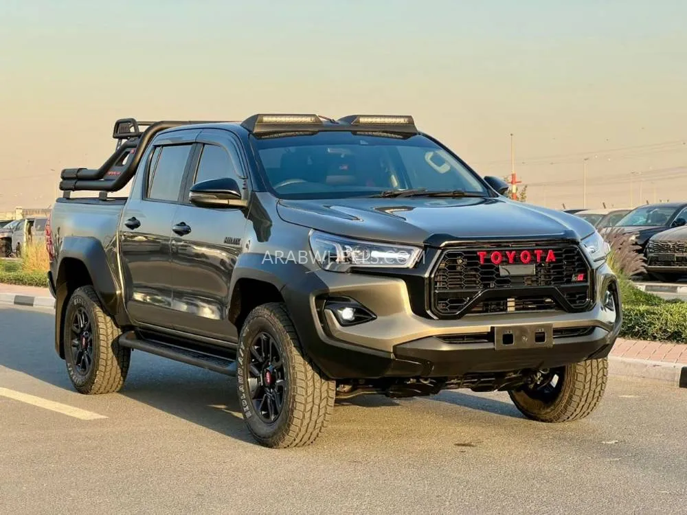 تويوتا هايلوكس 2021 for Sale in دبي Image-2