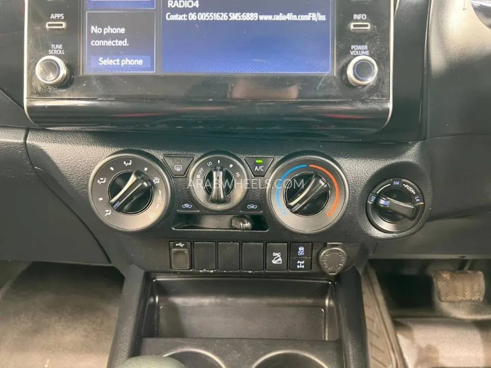 تويوتا هايلوكس 2021 for Sale in دبي Image-22