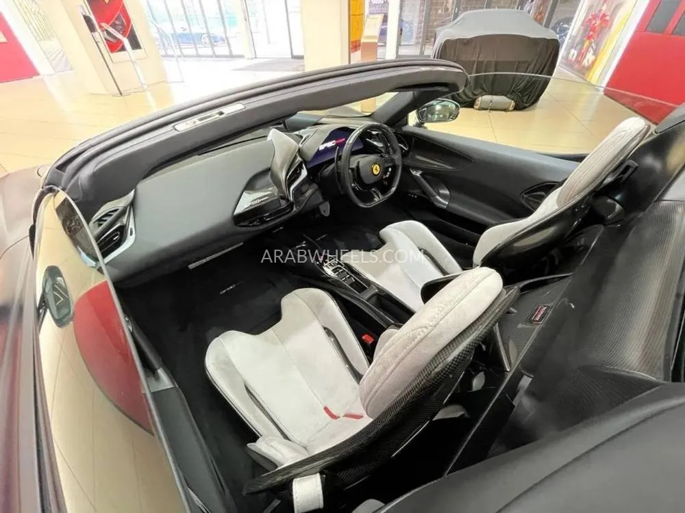 فيراري SF90 سبايدر 2022 for Sale in دبي Image-8