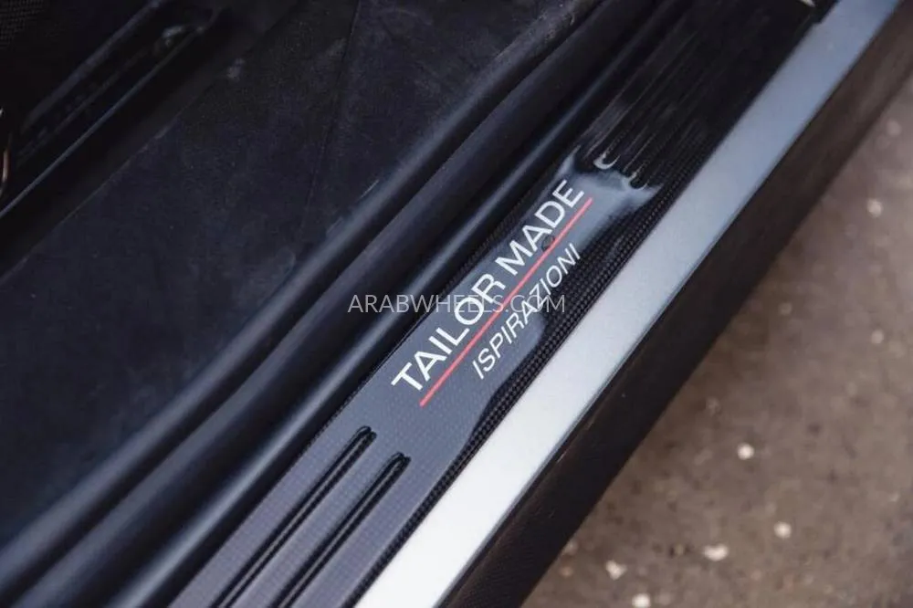 فيراري SF90 سبايدر 2022 for Sale in دبي Image-15