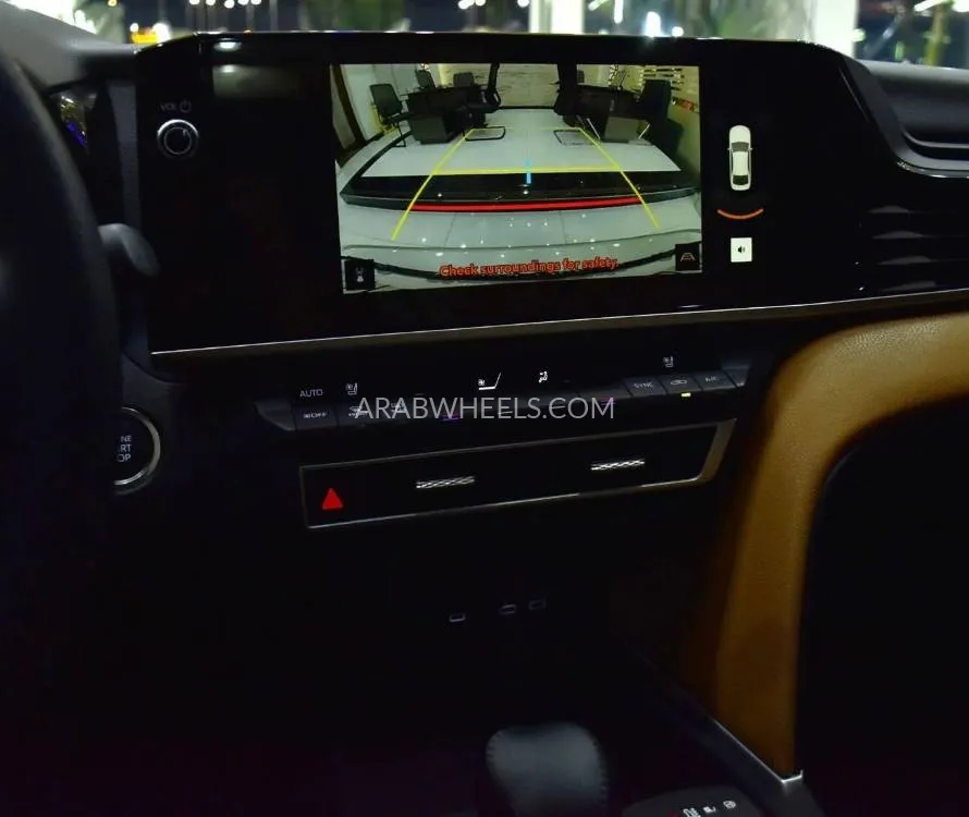 Toyota Camry 2025 for Sale in Dubai Image-14