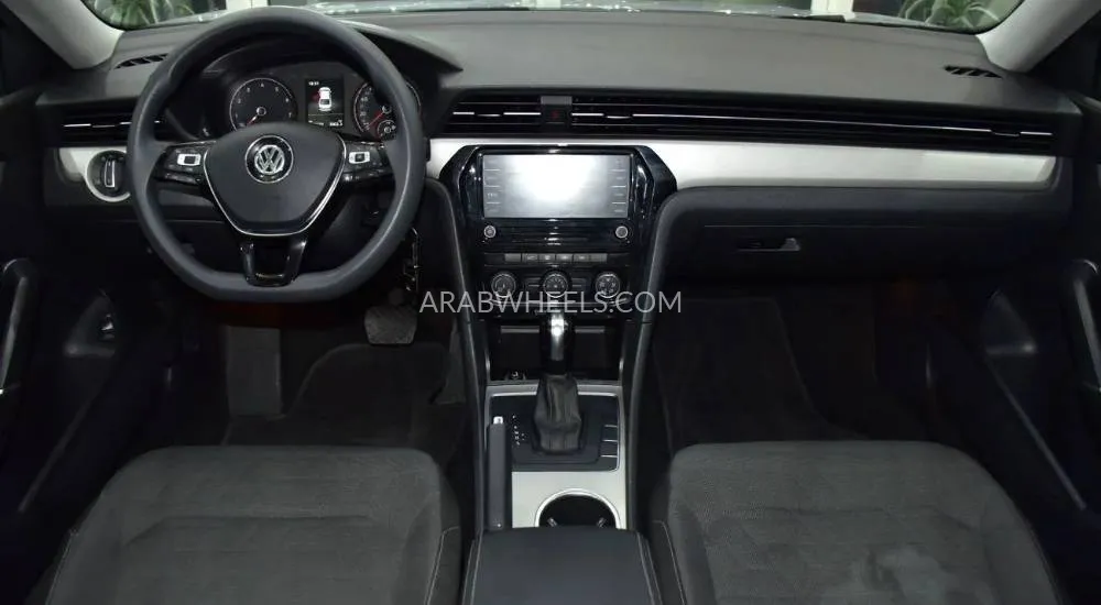 Volkswagen Passat 2021 for Sale in Dubai Image-11