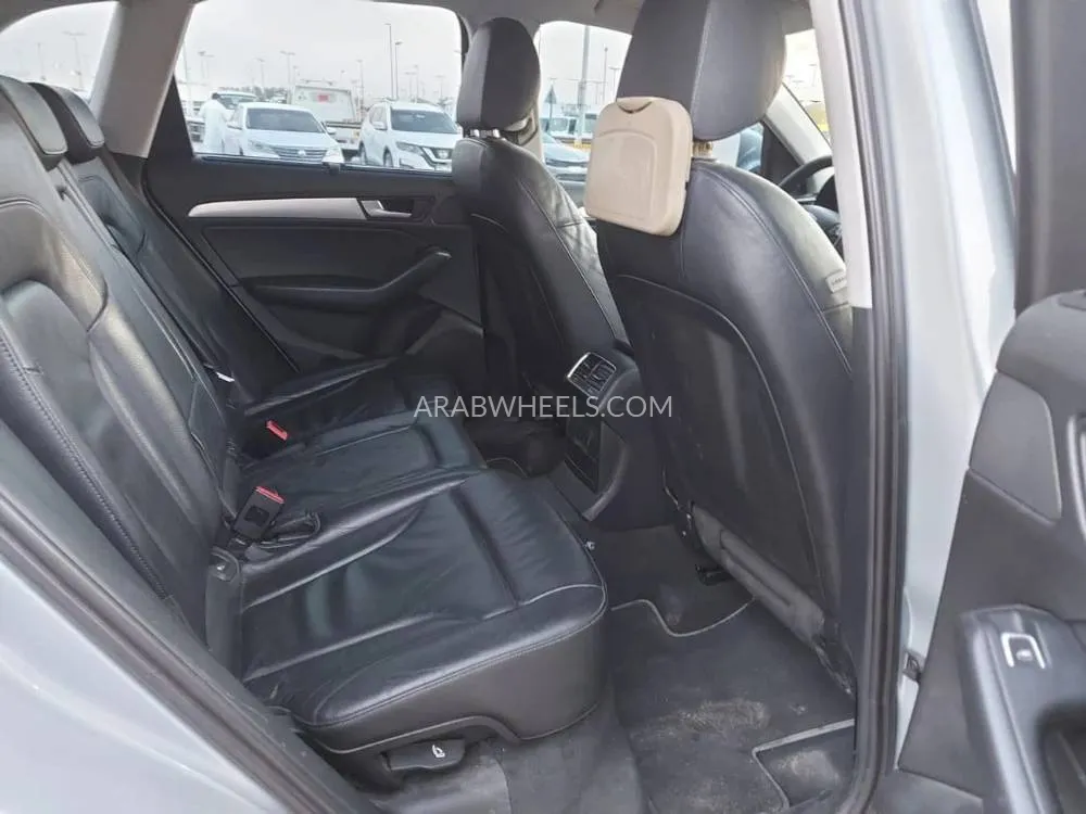 Audi Q5 2015 for Sale in Sharjah Image-6