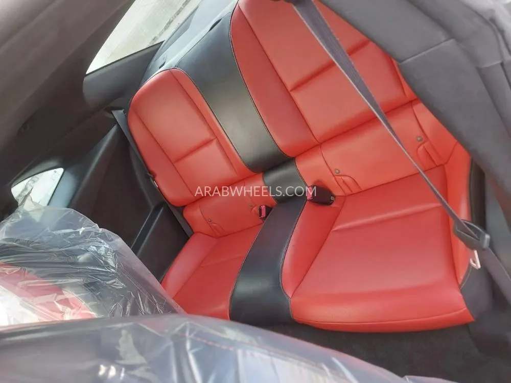 Chevrolet Camaro 2014 for Sale in Sharjah Image-9