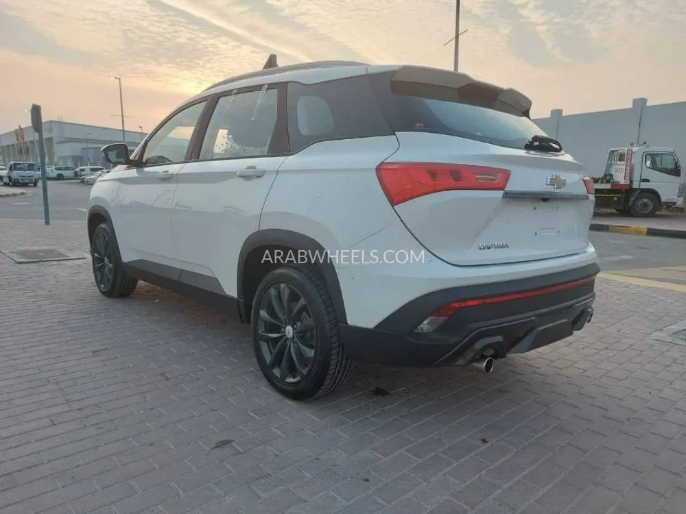 Chevrolet Captiva 2022 for Sale in Sharjah Image-11