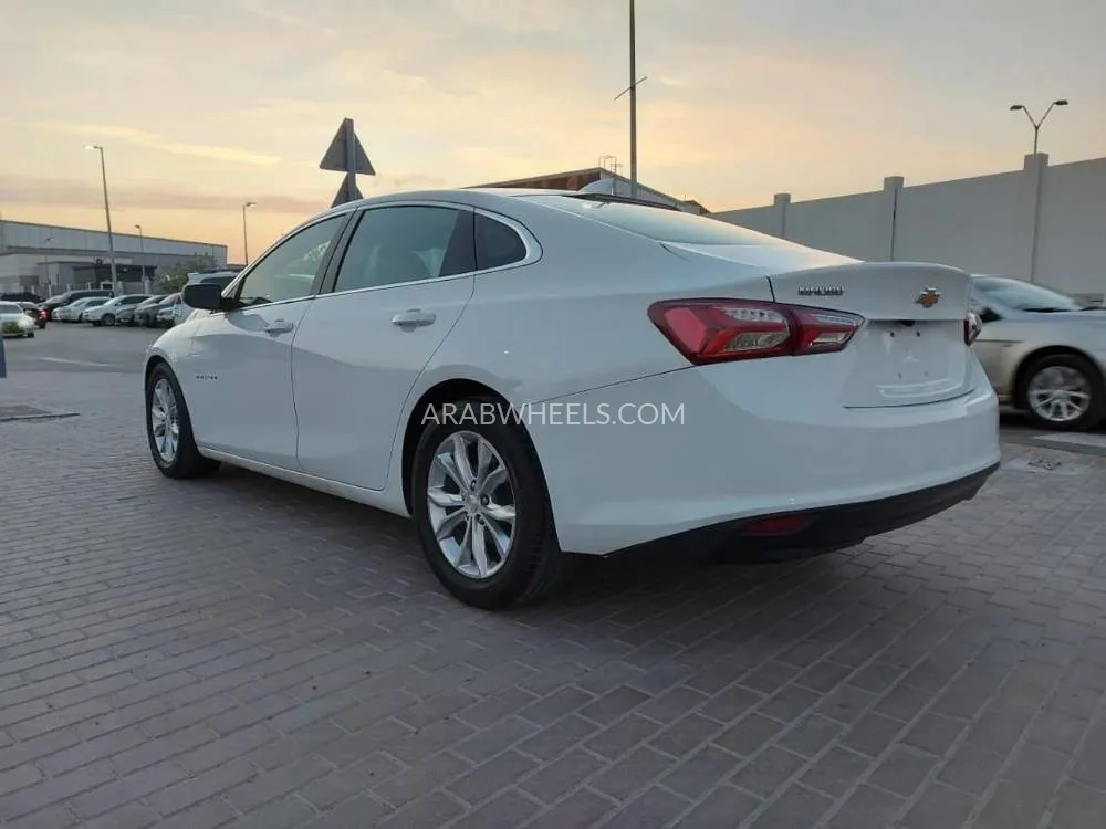 Chevrolet Malibu 2020 for Sale in Sharjah Image-11