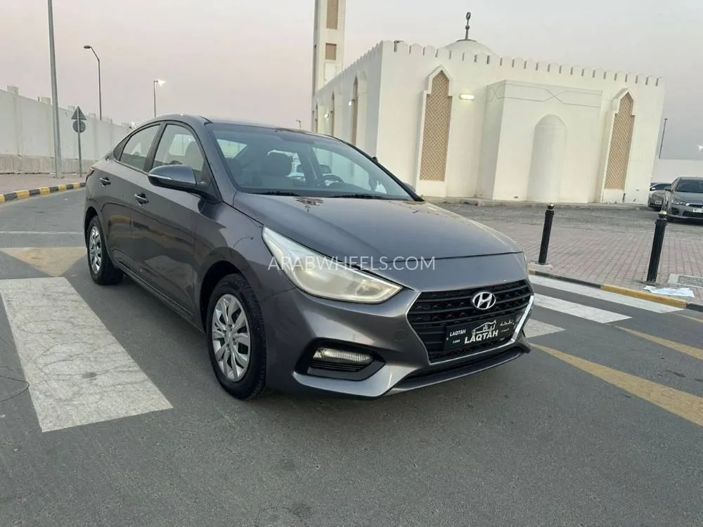 Hyundai Accent 2018 for Sale in Sharjah Image-4