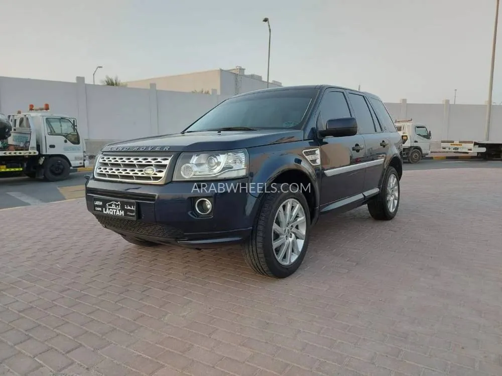 Land Rover LR2 2014 for Sale in Sharjah Image-4