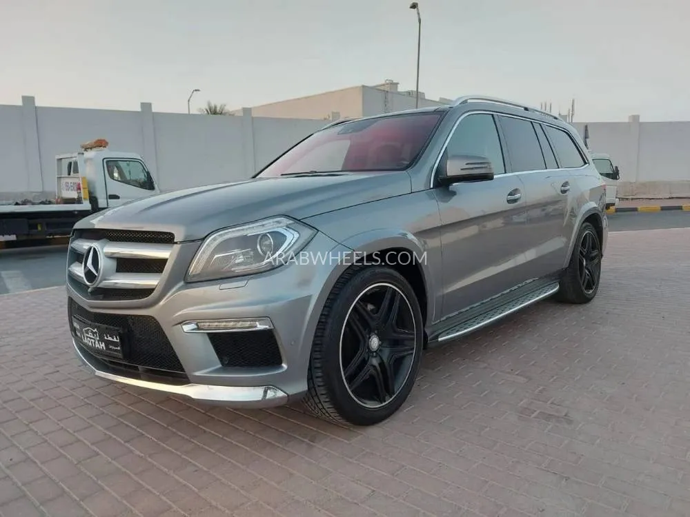 Mercedes Benz GL Class 2015 for Sale in Sharjah Image-5