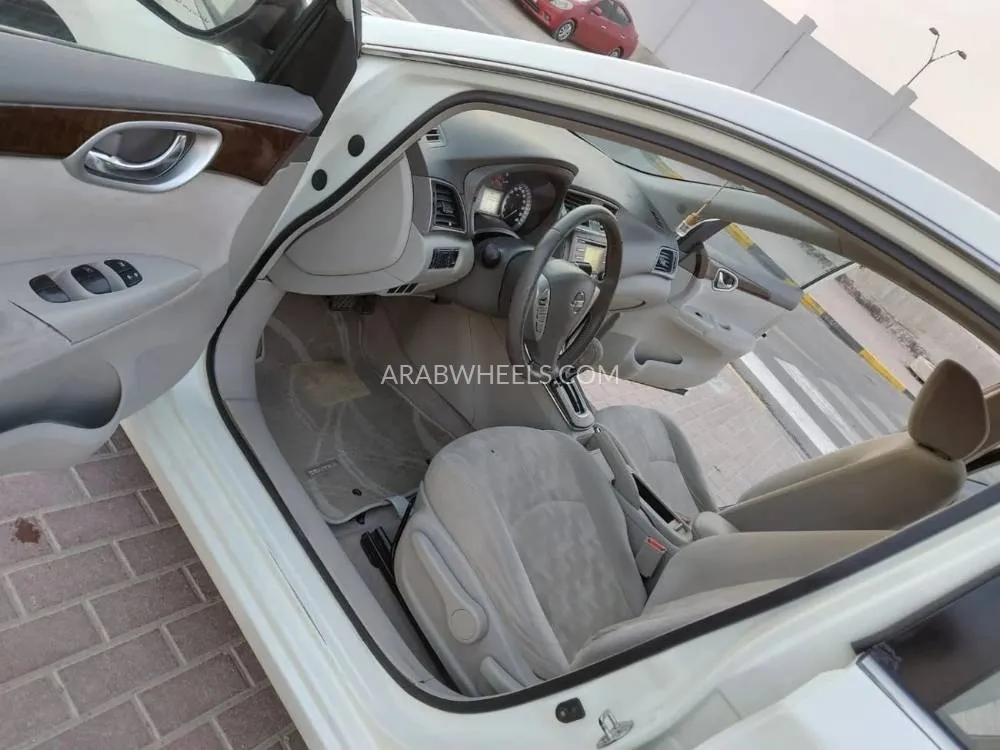 Nissan Sentra 2015 for Sale in Sharjah Image-6