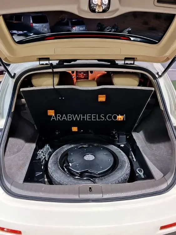 Infiniti QX50 2015 for Sale in Umm Al Quwain Image-10