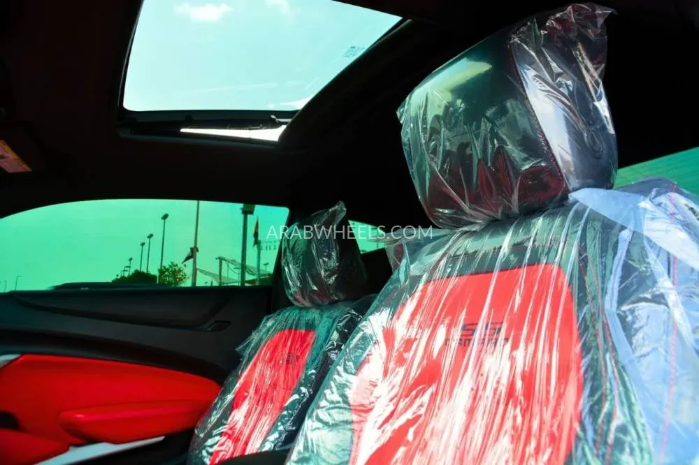 Chevrolet Camaro 2023 for Sale in Sharjah Image-16