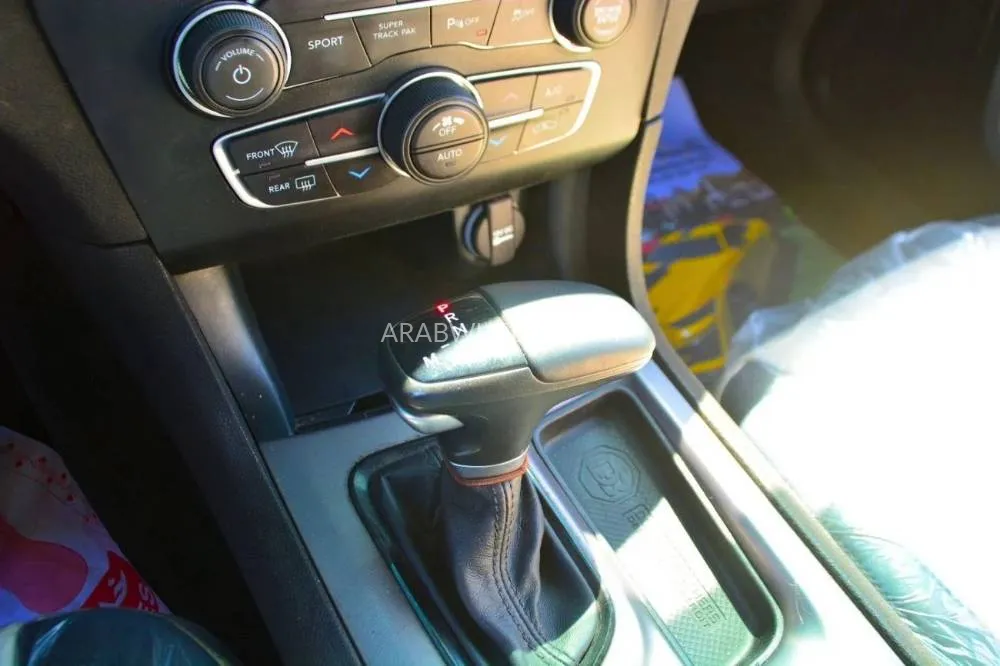Dodge Charger 2023 for Sale in Sharjah Image-15