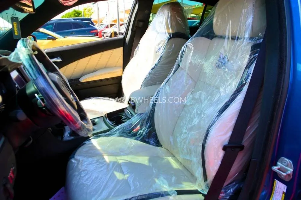 Dodge Charger 2023 for Sale in Sharjah Image-16