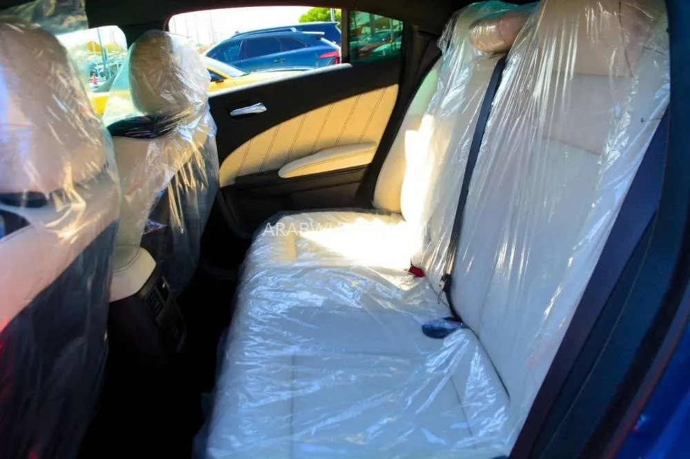 Dodge Charger 2023 for Sale in Sharjah Image-17