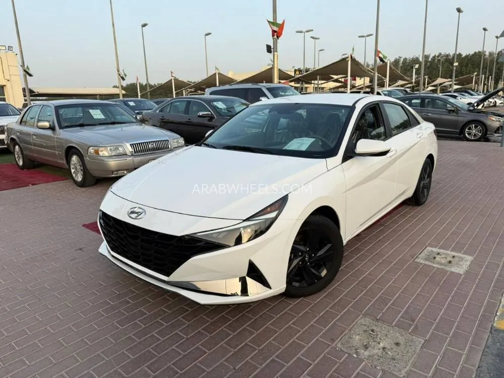Hyundai Elantra 2022 for Sale in Sharjah Image-15