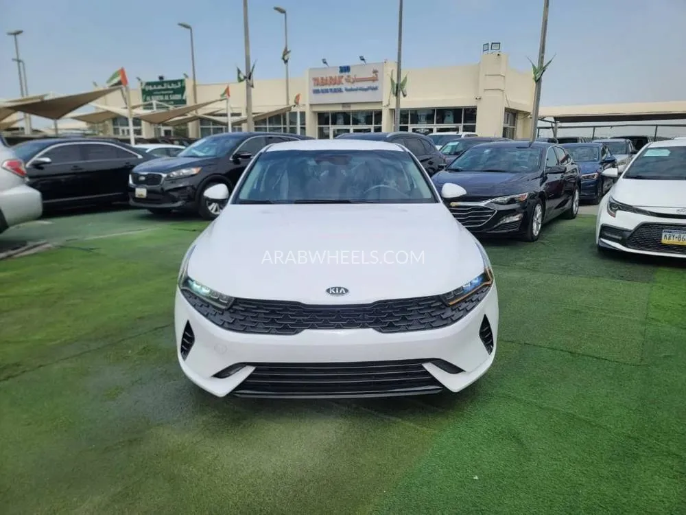 Kia K5 2021 for Sale in Sharjah Image-2
