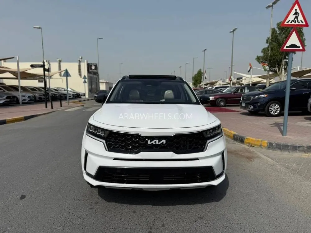 Kia Sorento 2023 for Sale in Sharjah Image-2