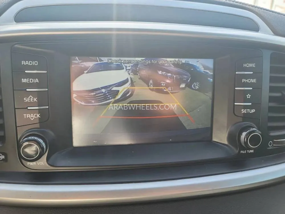 كيا سورينتو 2019 for Sale in الشارقة Image-18