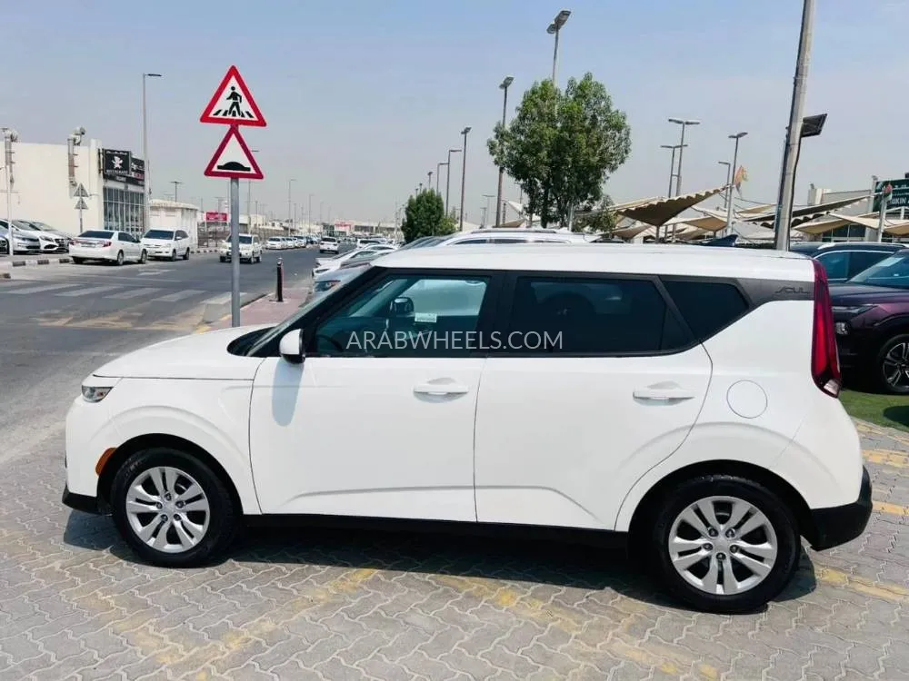 Kia Soul 2022 for Sale in Sharjah Image-2