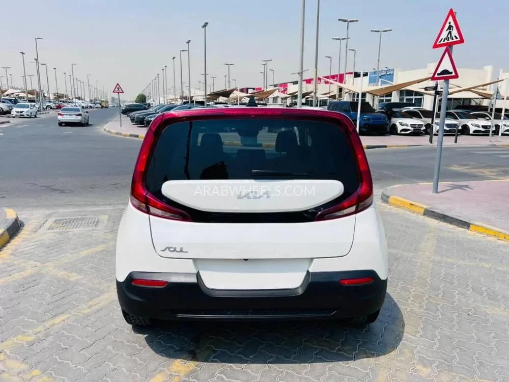 Kia Soul 2022 for Sale in Sharjah Image-4