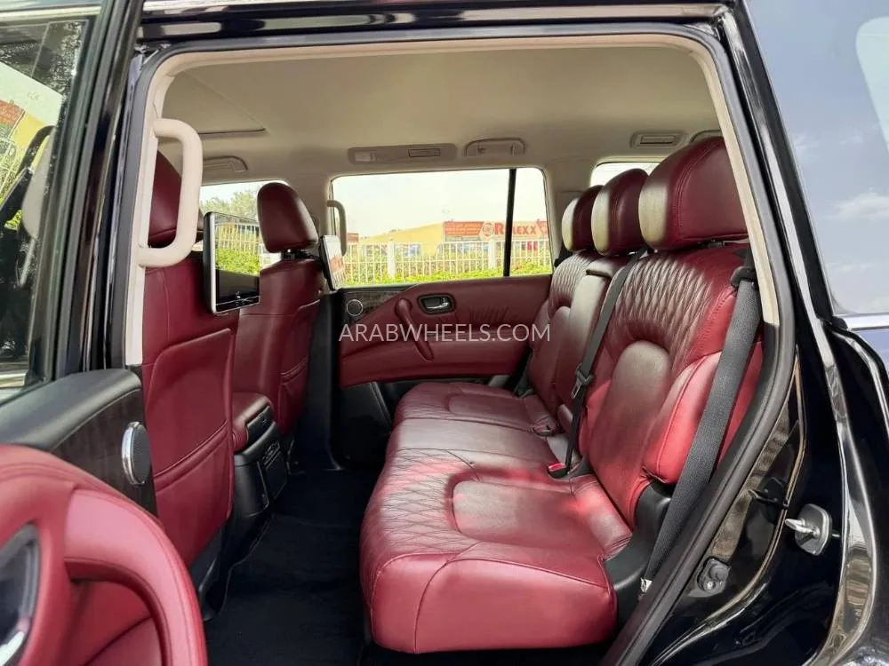 Nissan Patrol 2022 for Sale in Dubai Image-10