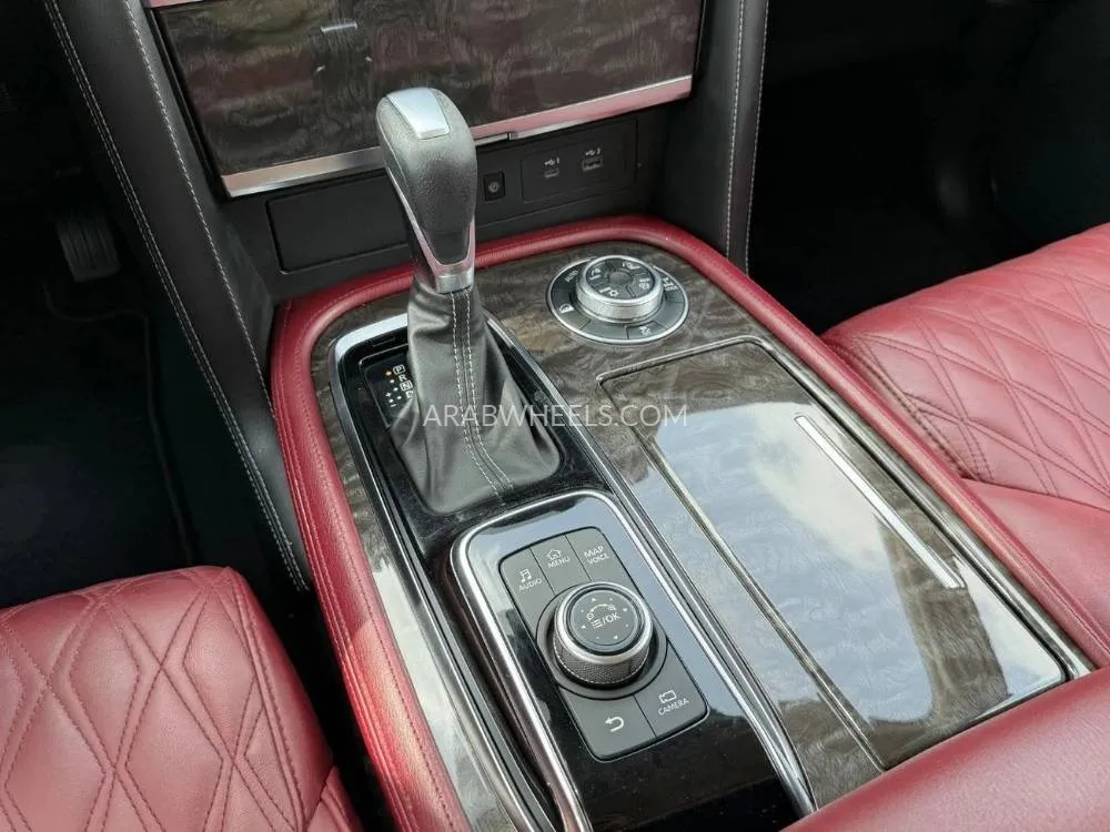 Nissan Patrol 2022 for Sale in Dubai Image-17